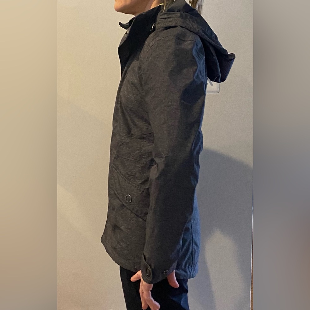 REI E1 Rain Jacket size S - Picture 11 of 17
